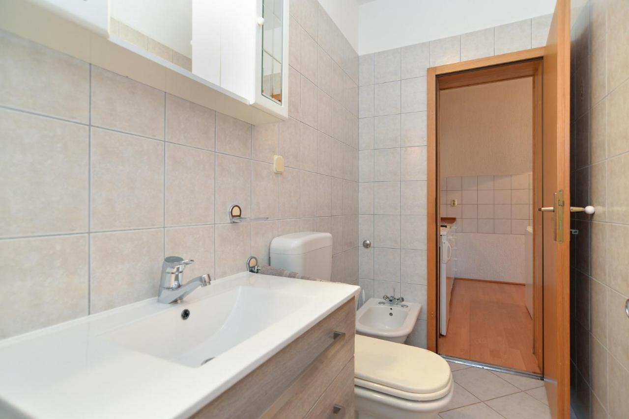 Apartments Vrcevan 811 Medulin Kültér fotó