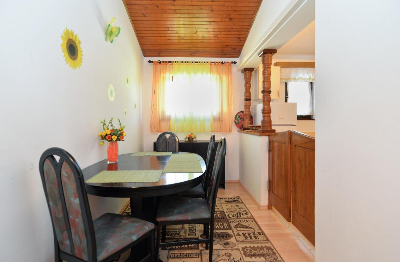 Apartments Vrcevan 811 Medulin Kültér fotó