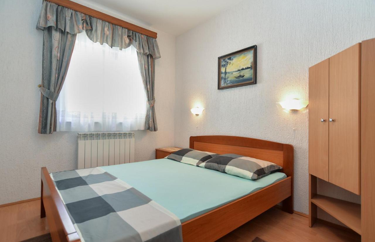 Apartments Vrcevan 811 Medulin Kültér fotó